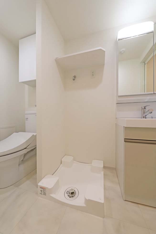 Room image 13