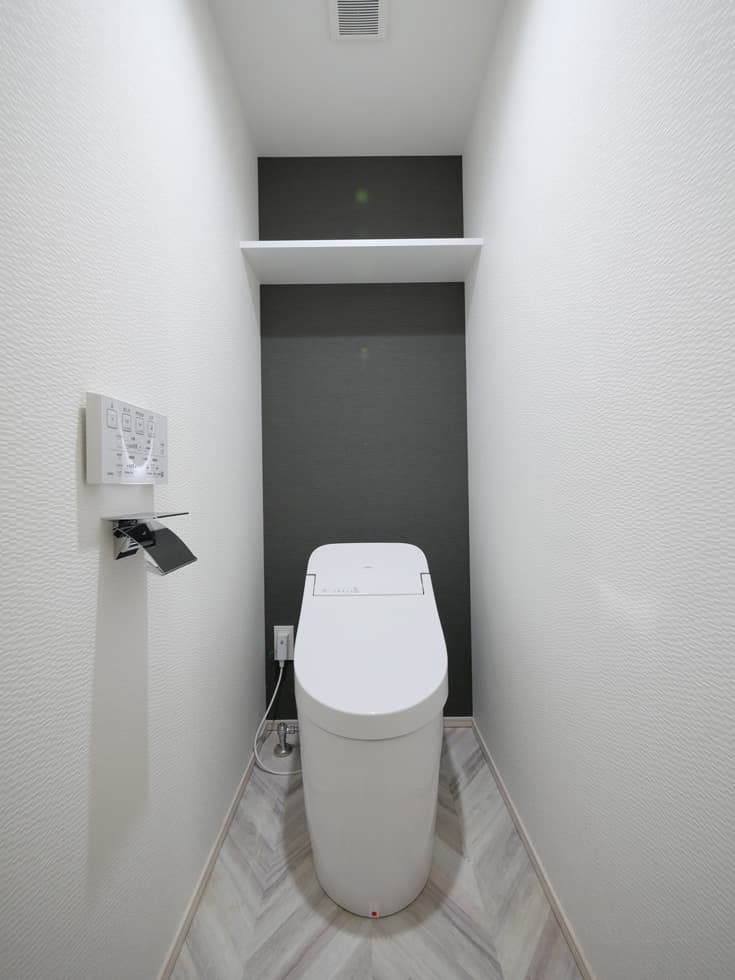 Room image 13