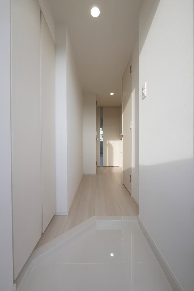 Room image 8