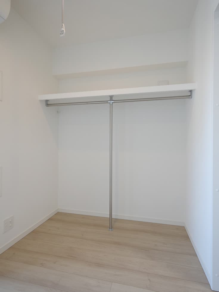 Room image 13