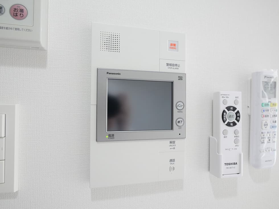 Room image 12