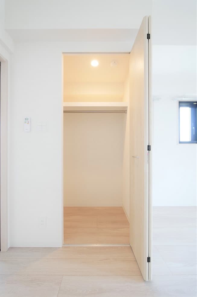 Room image 12