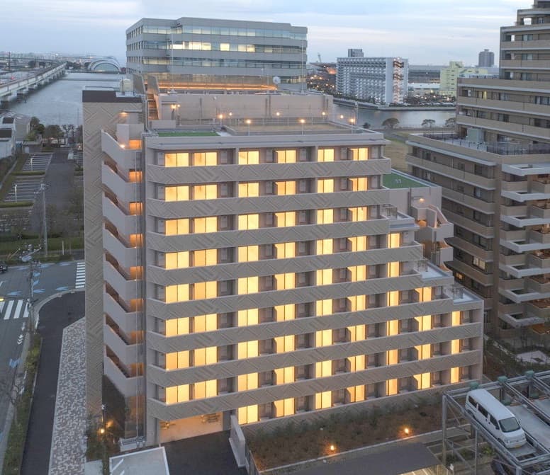 Main Image