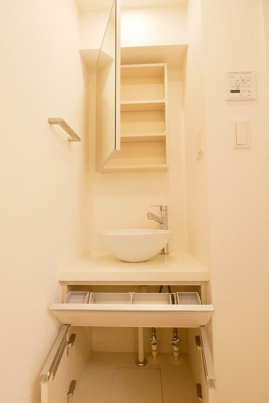 Room image 14