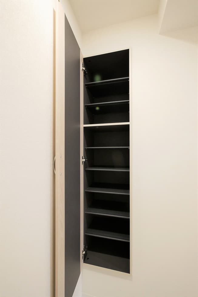 Room image 16