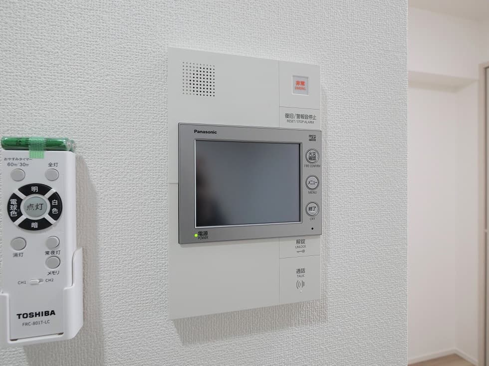 Room image 12