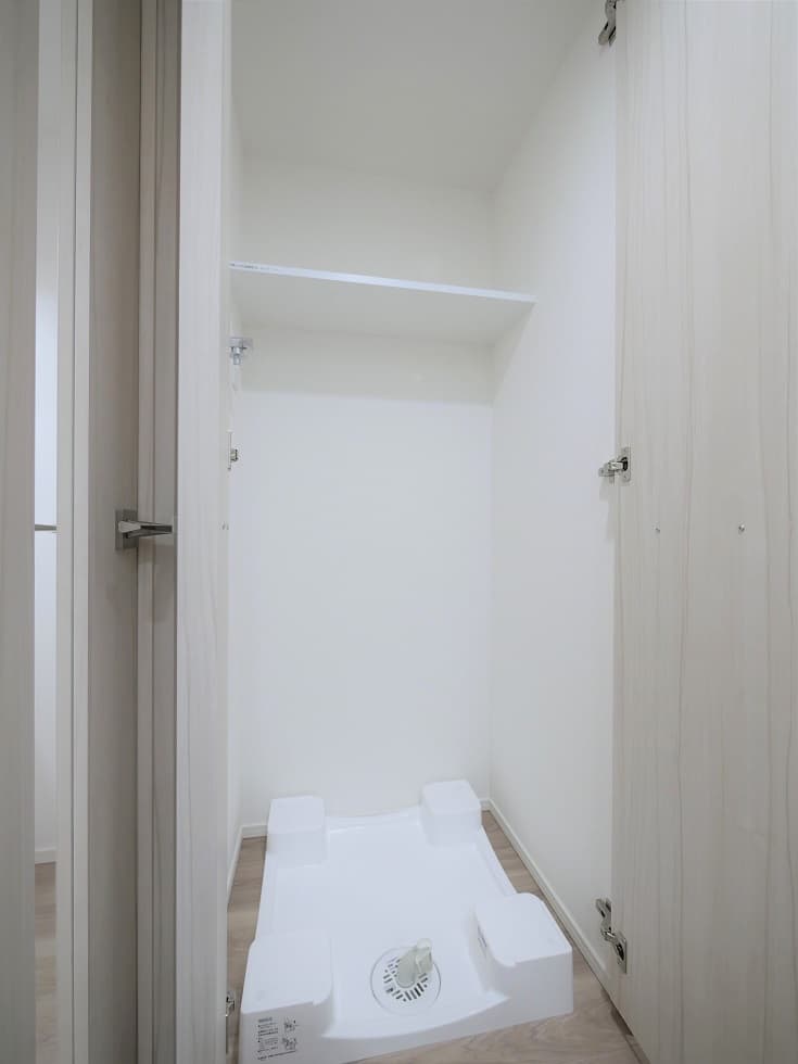 Room image 13