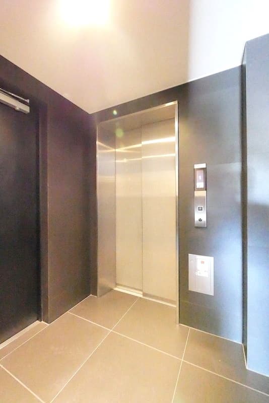 Room image 11