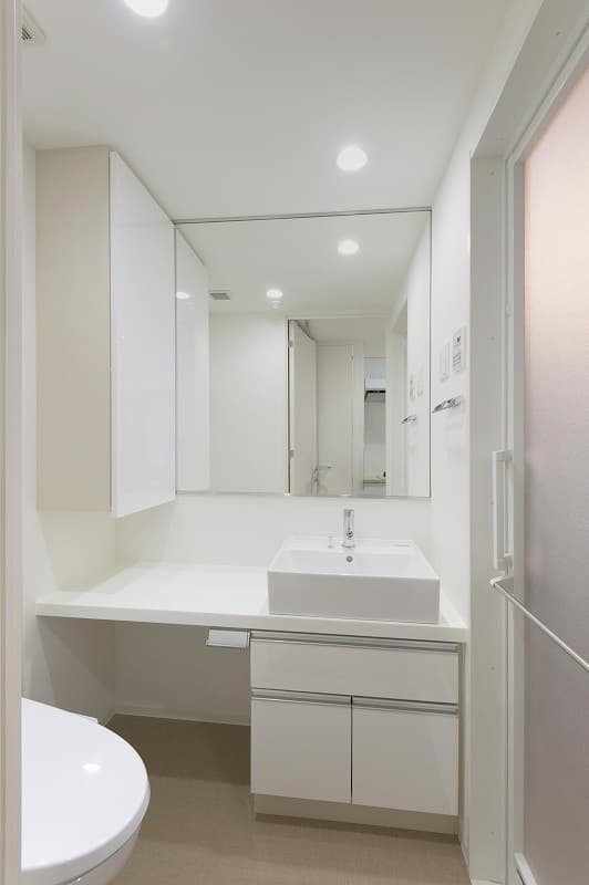 Room image 15