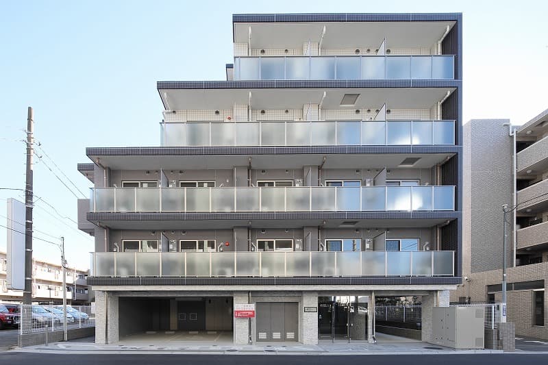 Main Image