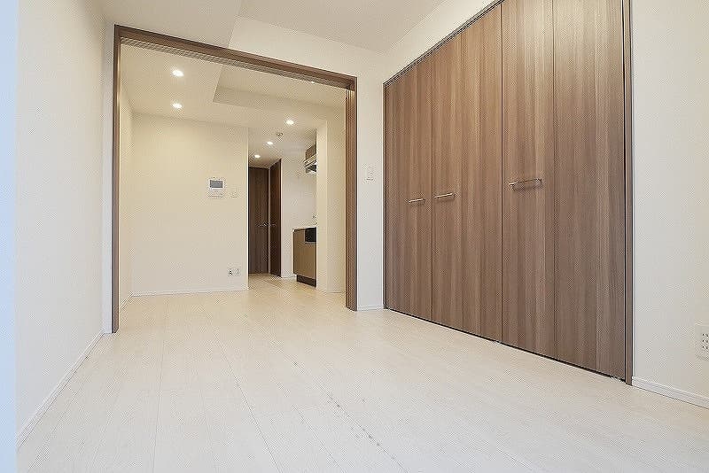 Room image 11