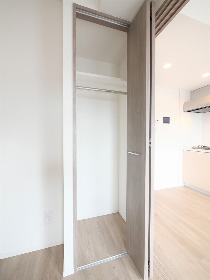 Room image 12