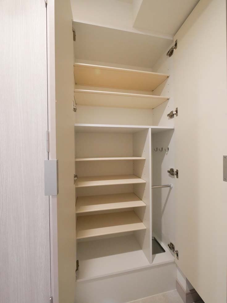 Room image 15