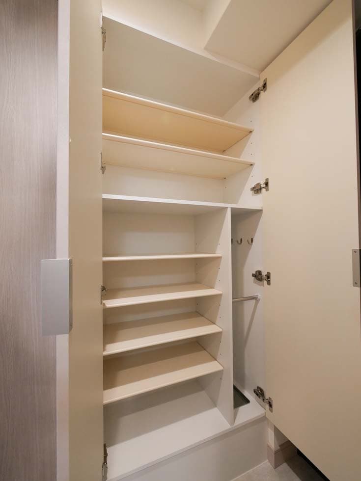 Room image 15