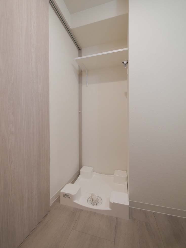 Room image 13