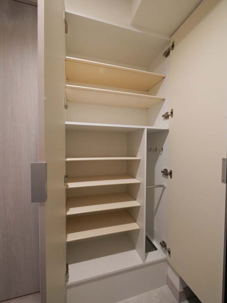 Room image 15