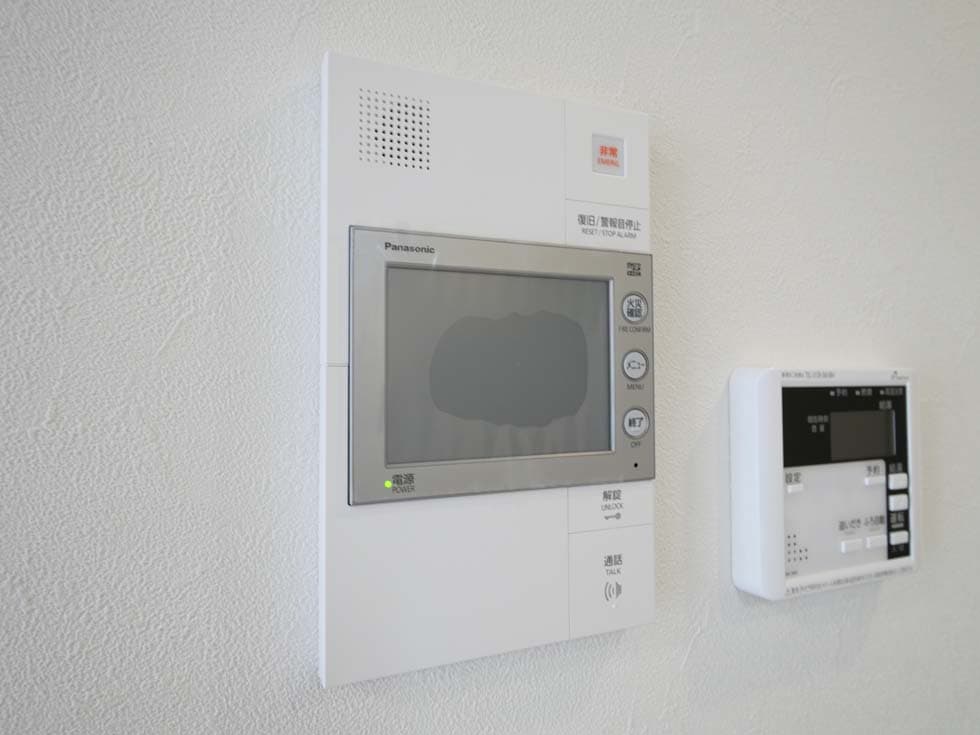 Room image 11