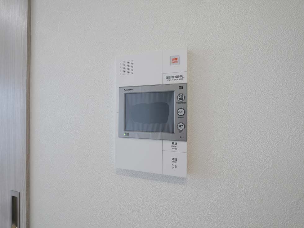 Room image 12