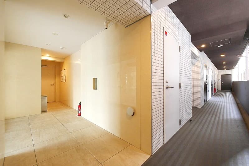 Room image 10