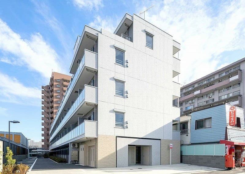 Main Image