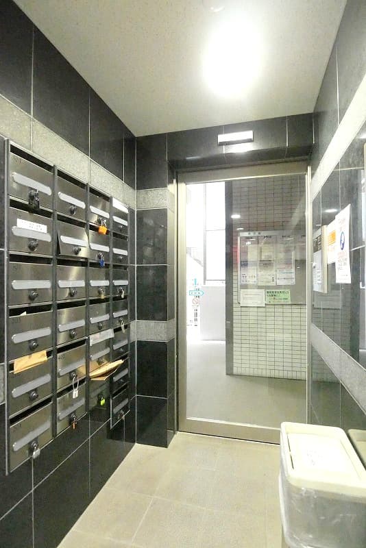 Room image 11