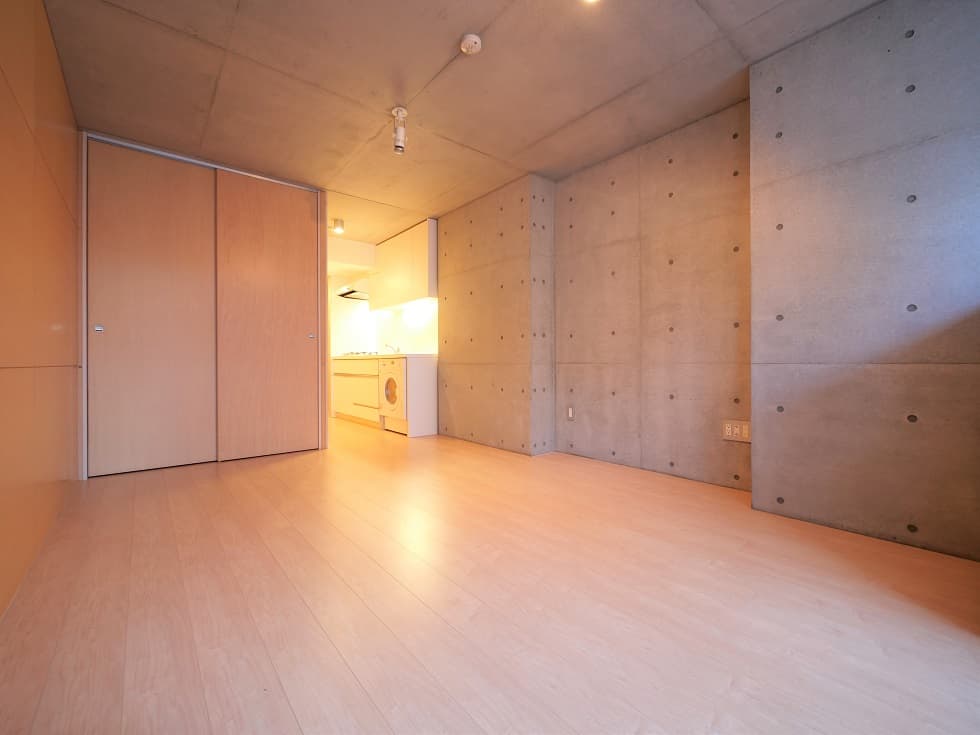 Room image 8