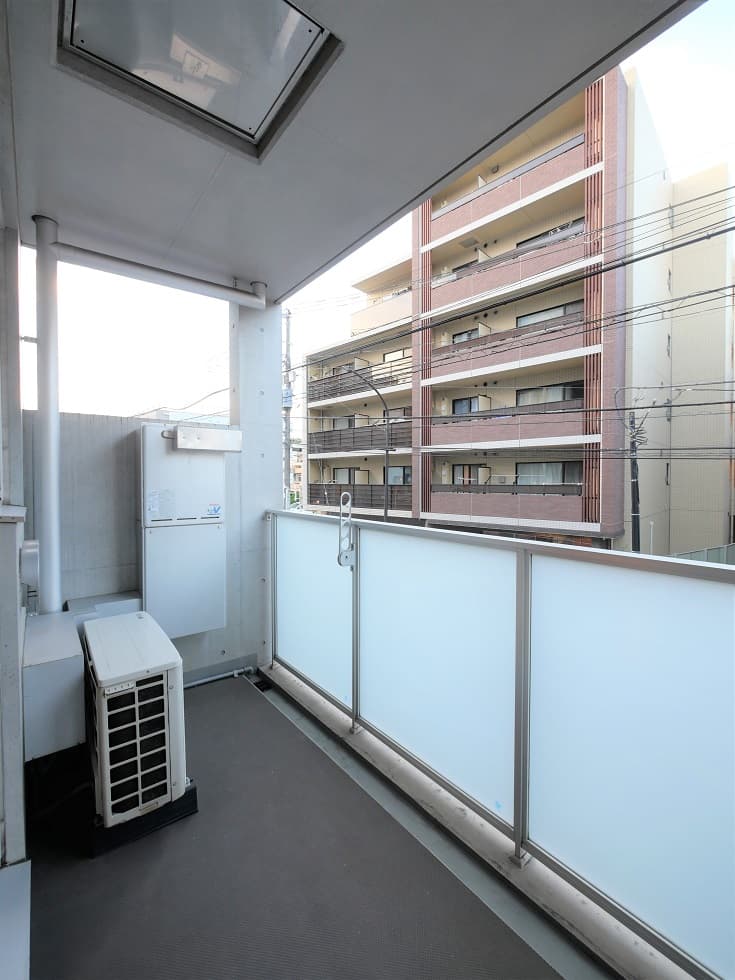 Room image 10
