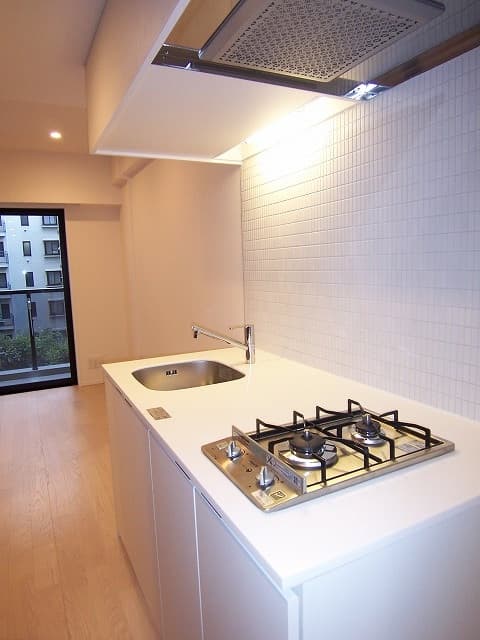 Room image 8