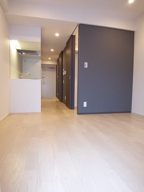 Room image 11