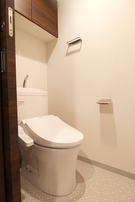 Room image 12