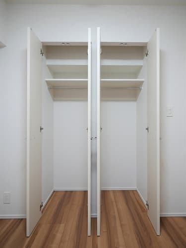 Room image 15