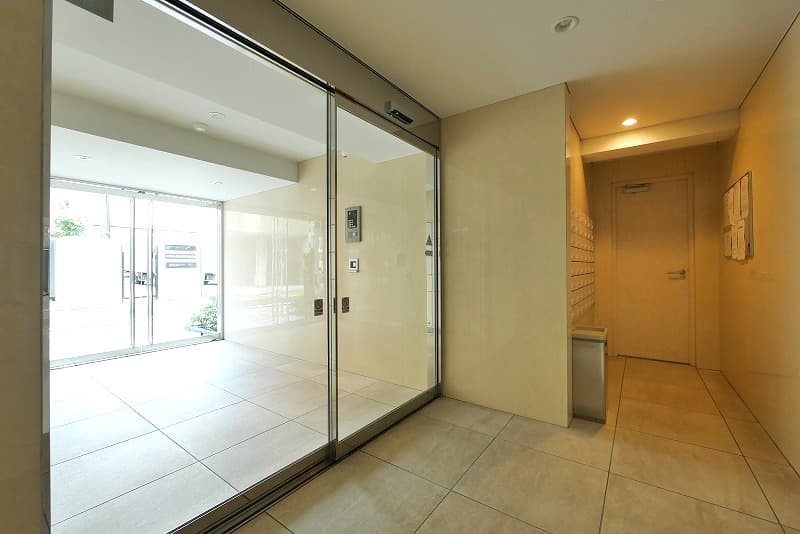 Room image 9