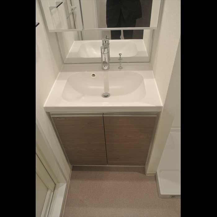 Room image 12