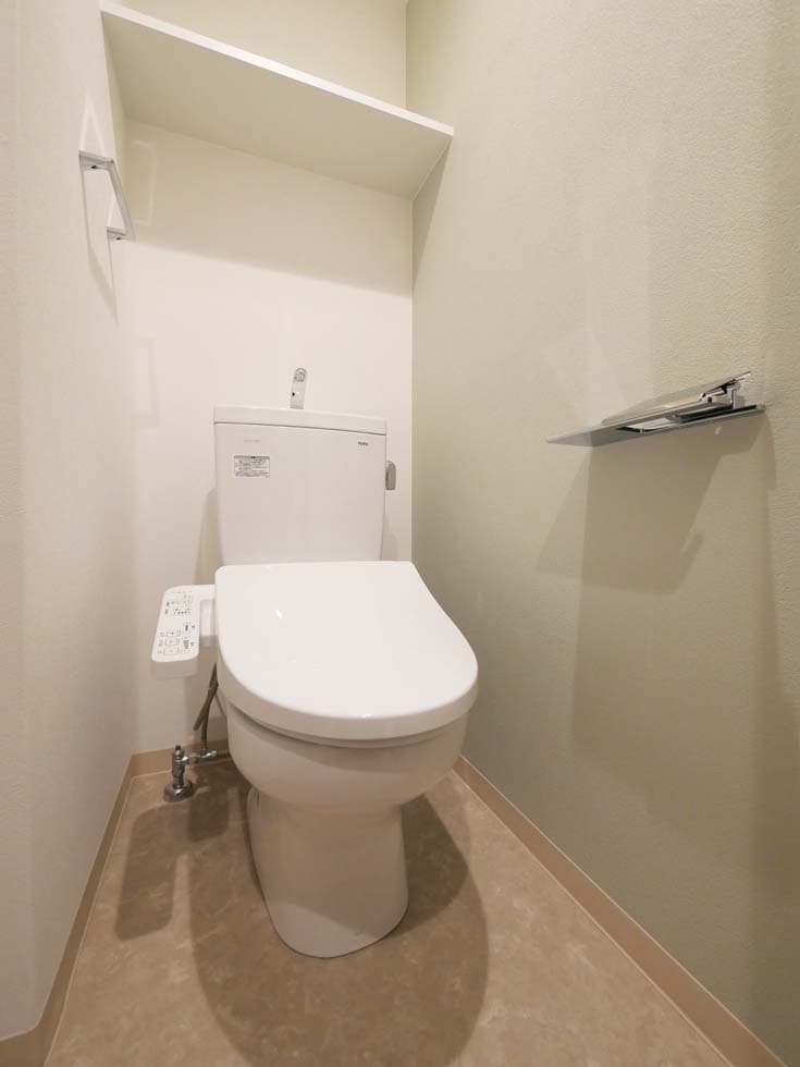 Room image 12
