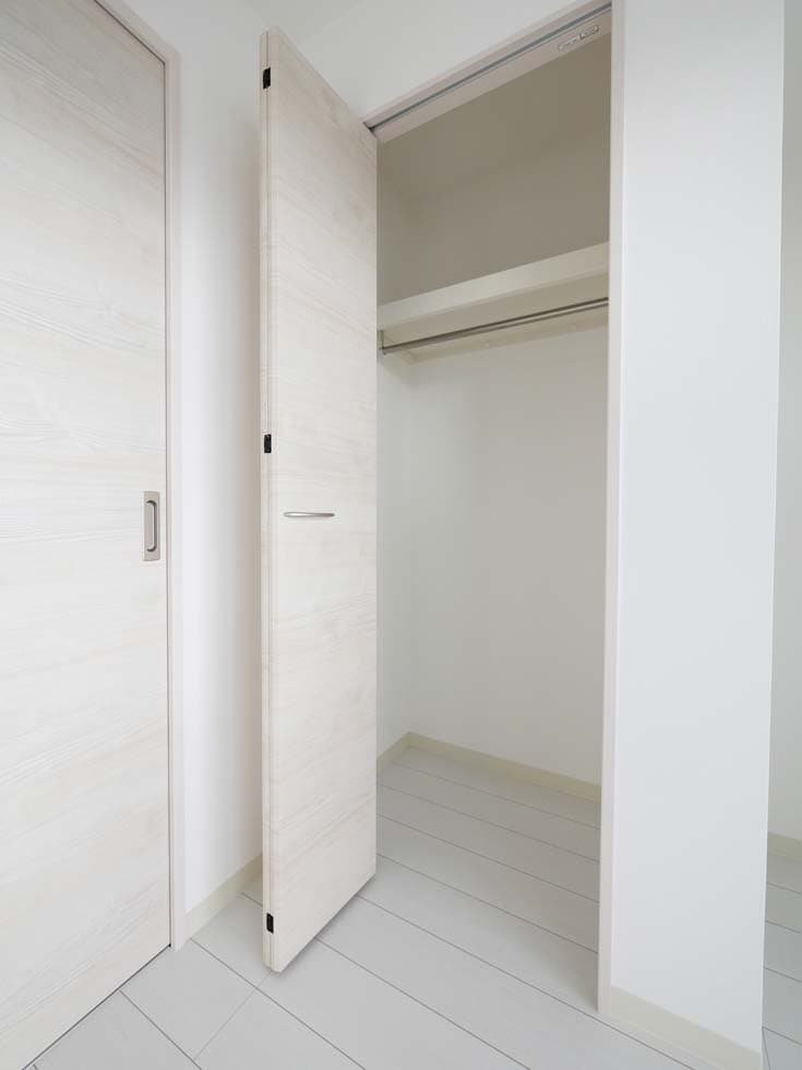 Room image 14