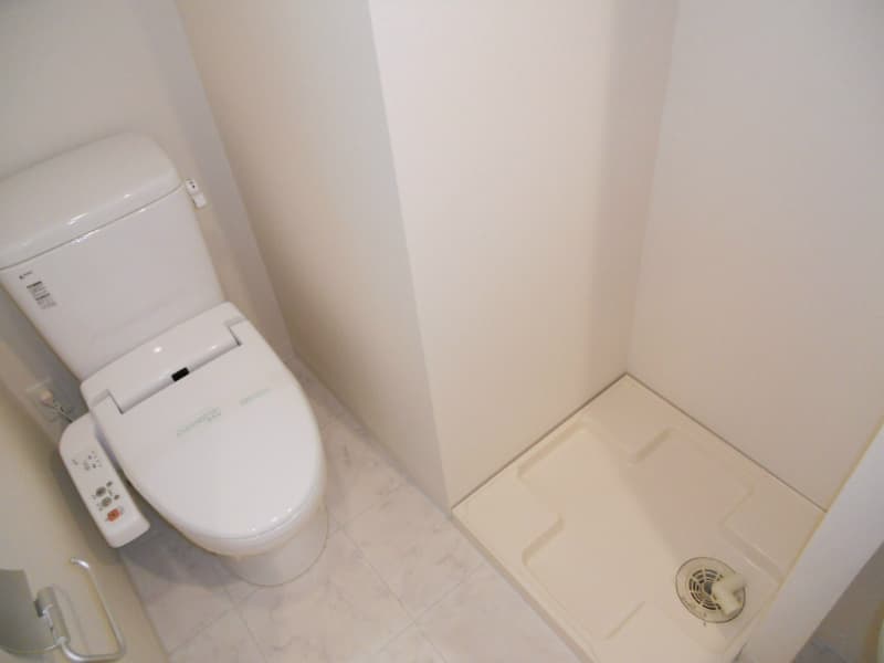 Room image 12