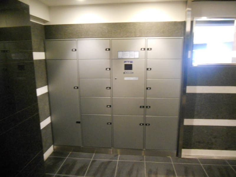 Room image 12