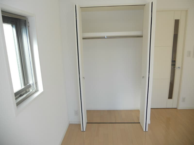 Room image 13