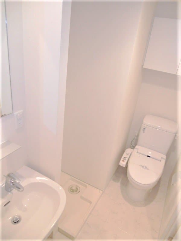 Room image 8