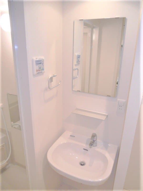 Room image 9
