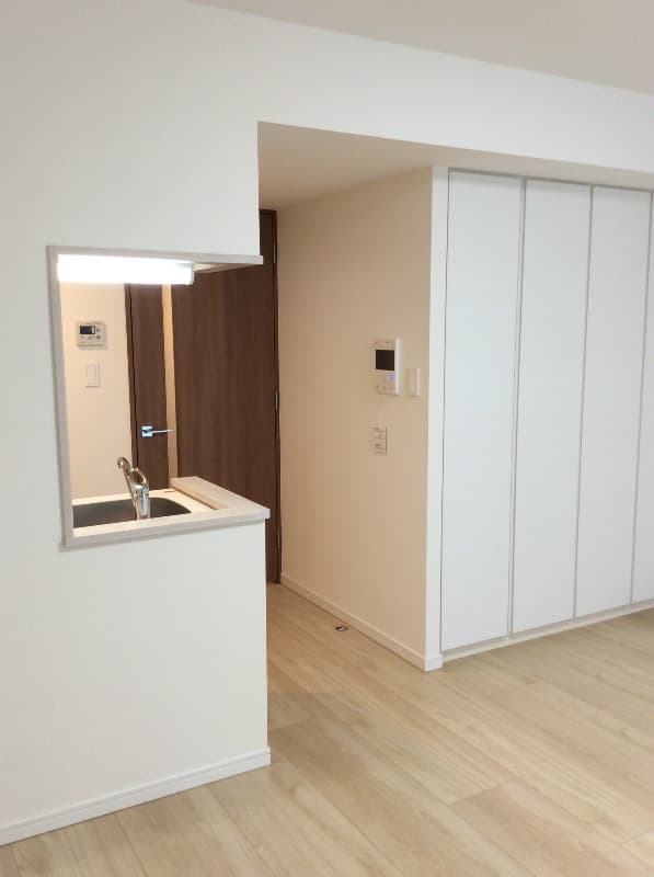 Room image 13
