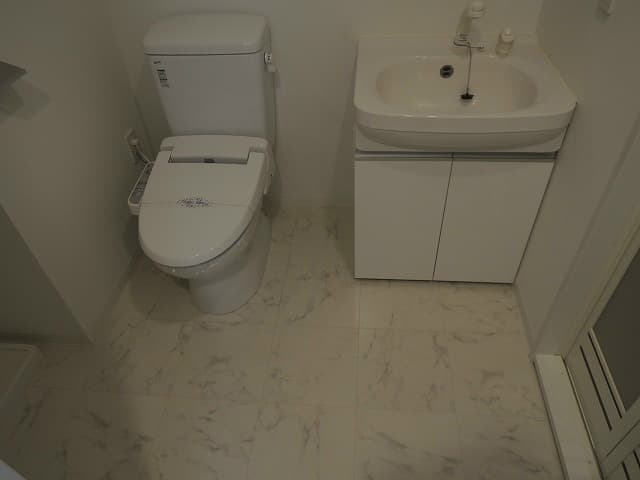 Room image 14