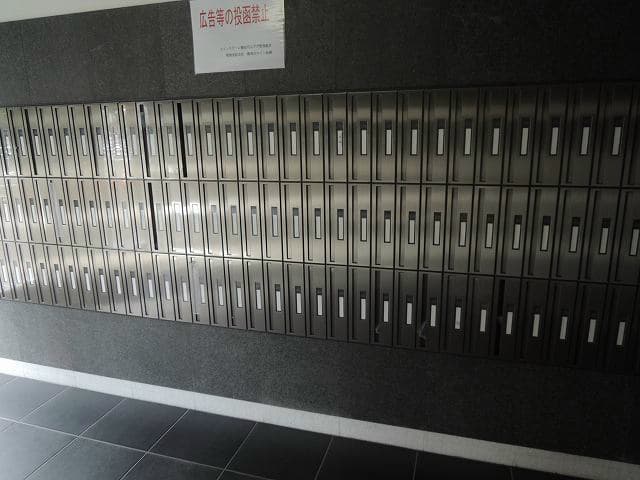 Room image 16