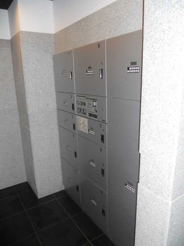 Room image 16