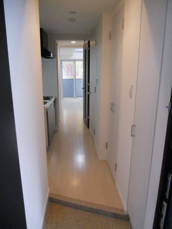 Room image 8