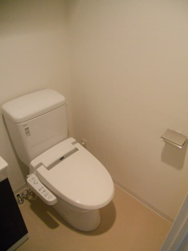 Room image 9