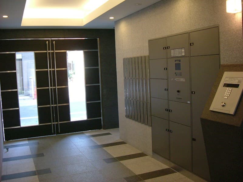 Room image 11