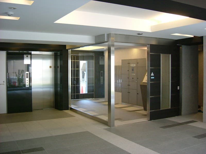 Room image 13