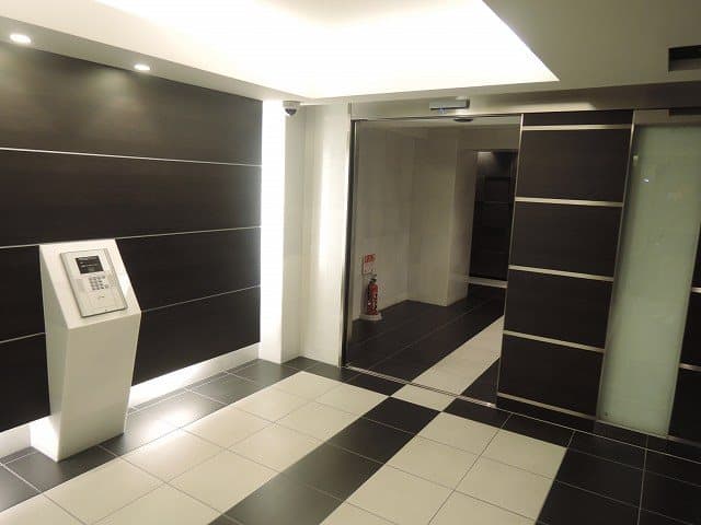 Room image 13
