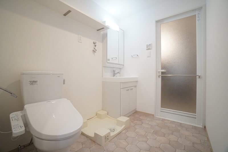 Room image 10